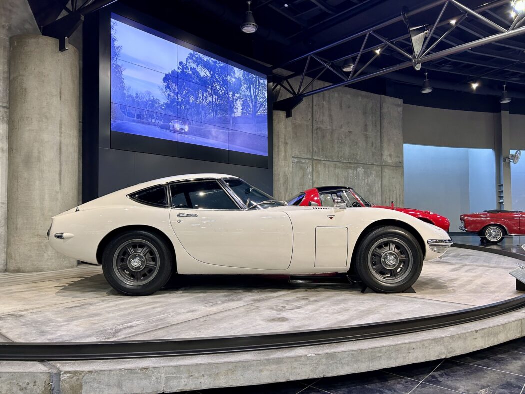 design】トヨタ2000GT『曲線デザインの美しさ。』トヨタ博物館