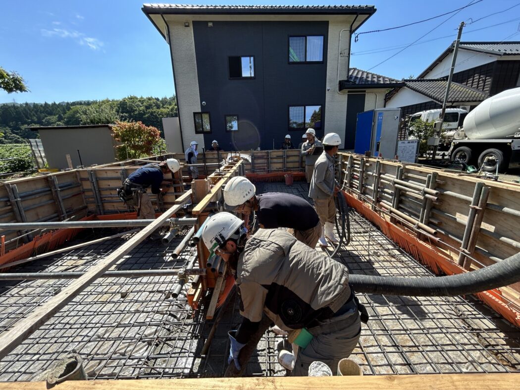 【自邸-25】基礎工事『コンクリート打設監理。』第三者監理の価値。－長寿命-高品質の家を建てる秘訣－