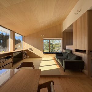 【秘訣】自然採光を活用する設計『自邸-冬の採光。』明るさ-変化-感動。－冬の光のありがたみ－